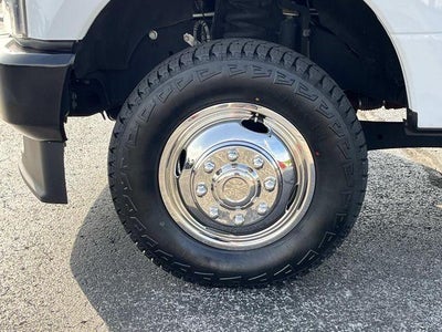 2021 Ford Super Duty F-350 DRW XL 4WD Crew Cab 179" WB 60" CA