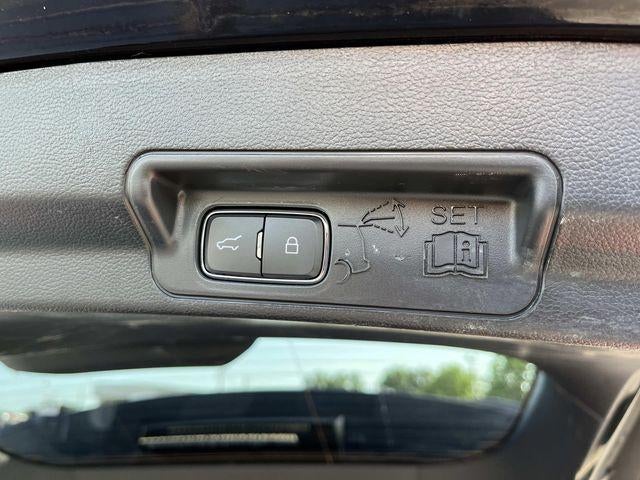2022 Ford Explorer XLT 4WD