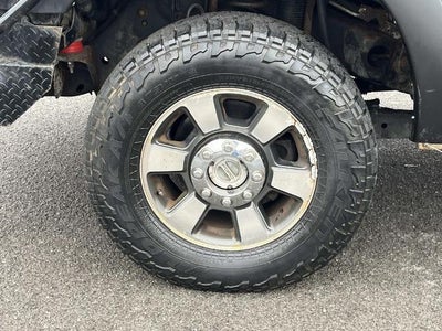 2011 Ford Super Duty F-250 SRW 4WD Crew Cab 6-3/4 Ft Box Lariat