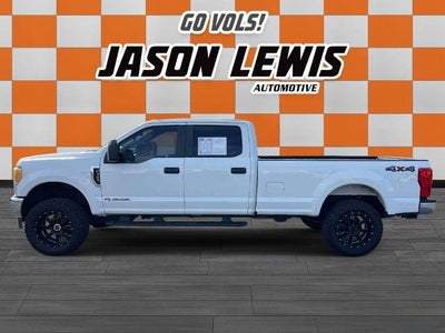 2017 Ford Super Duty F-350 SRW XL 4WD Crew Cab 6.75' Box