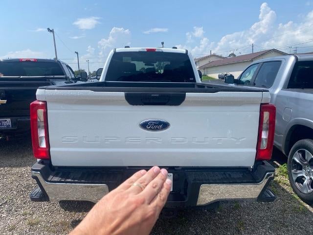 2026 Ford Super Duty F-350 DRW XLT 4WD Crew Cab 8' Box