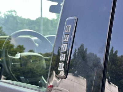 2021 Ford F-150 LARIAT 4WD SuperCrew 5.5' Box