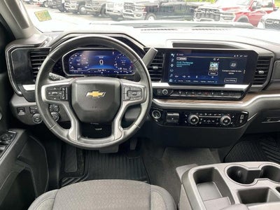 2025 Chevrolet Silverado 3500 HD Crew Cab Long Box 4-Wheel Drive LT