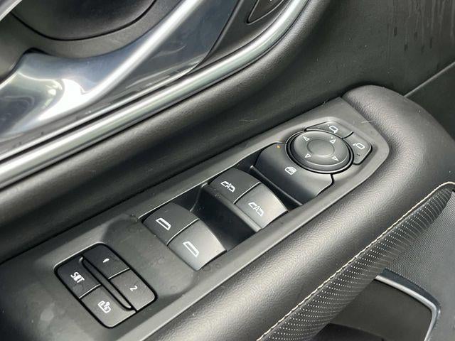 2021 GMC Yukon 2WD 4dr SLT