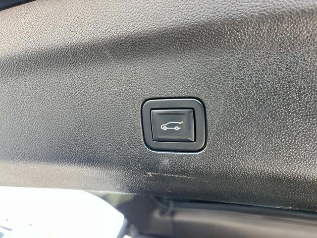 2021 Chevrolet Suburban 4WD LT