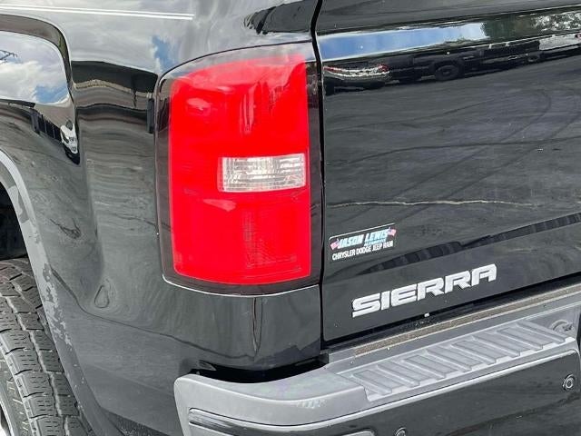 2015 GMC Sierra 2500 HD Crew Cab Standard Box 4-Wheel Drive Denali