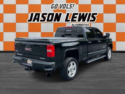 2015 GMC Sierra 2500 HD Crew Cab Standard Box 4-Wheel Drive Denali