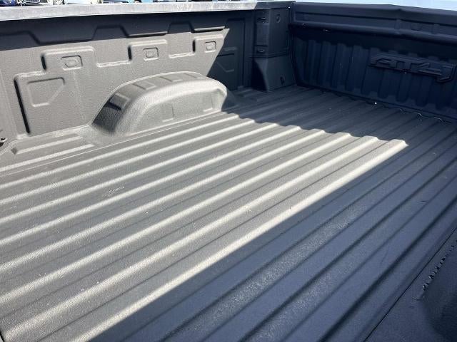 2022 GMC Sierra 2500 HD Crew Cab Standard Box 4-Wheel Drive AT4
