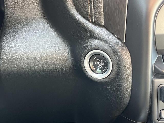 2022 GMC Sierra 2500 HD Crew Cab Standard Box 4-Wheel Drive AT4