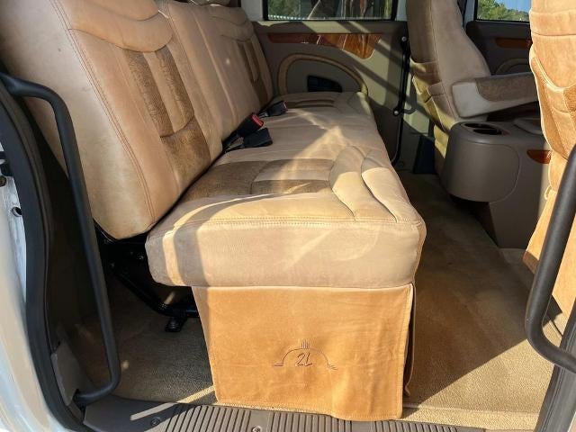 2008 International DuraStar 4400 SBA LP 4X2
