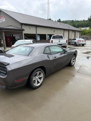 2015 Dodge Challenger 2dr Cpe SXT