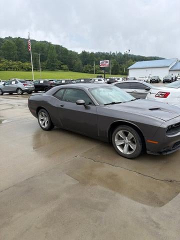 2015 Dodge Challenger 2dr Cpe SXT