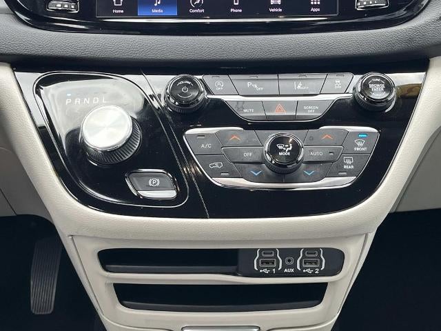 2023 Chrysler Pacifica Touring L FWD