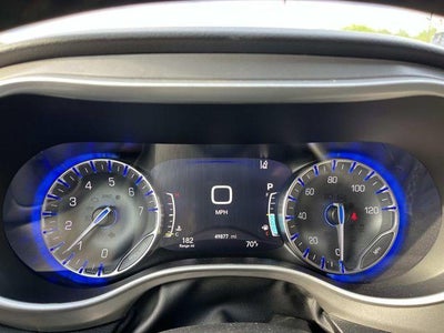 2025 Chrysler Pacifica Select FWD
