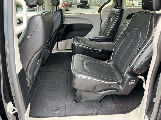 2024 Chrysler Pacifica Limited FWD
