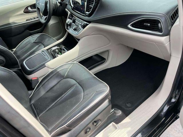 2024 Chrysler Pacifica Limited FWD