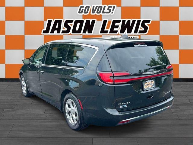 2024 Chrysler Pacifica Limited FWD