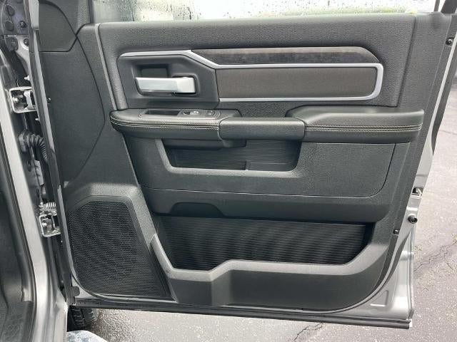 2024 RAM 3500 Big Horn 4x4 Crew Cab 8' Box