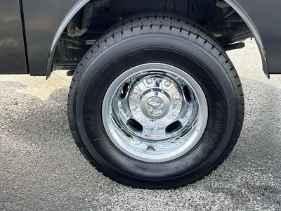 2024 RAM 3500 Big Horn 4x4 Crew Cab 8' Box