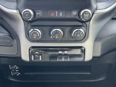 2024 RAM 3500 Big Horn 4x4 Crew Cab 8' Box