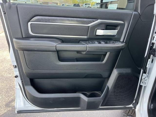 2024 RAM 3500 Big Horn 4x4 Crew Cab 8' Box