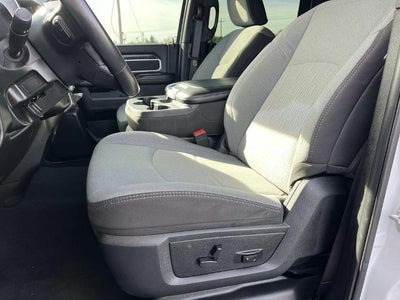 2024 RAM 3500 Big Horn 4x4 Crew Cab 8' Box