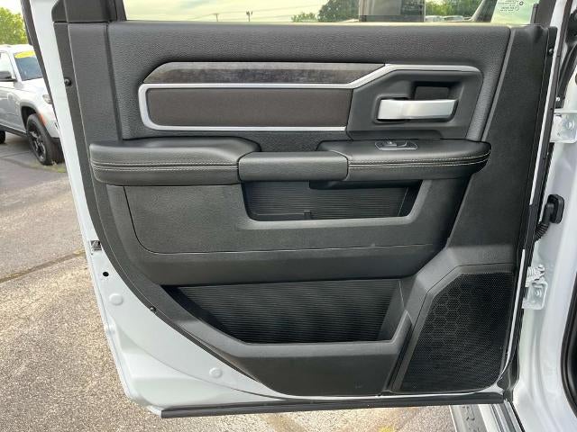 2024 RAM 3500 Big Horn 4x4 Crew Cab 8' Box