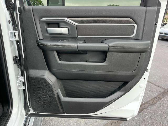 2024 RAM 3500 Big Horn 4x4 Crew Cab 8' Box