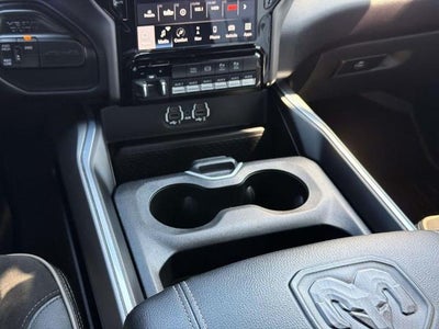 2023 RAM 3500 Laramie 4x4 Crew Cab 8' Box