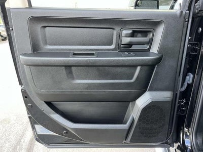 2023 RAM 1500 Classic Tradesman 4x4 Crew Cab 5'7" Box