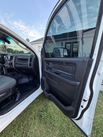 2015 RAM 2500 4WD Crew Cab 8 Ft Box Tradesman