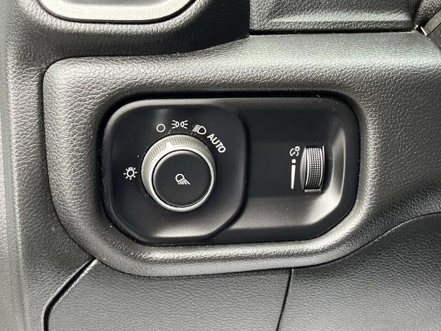 2024 RAM 2500 Tradesman 4x4 Crew Cab 8' Box