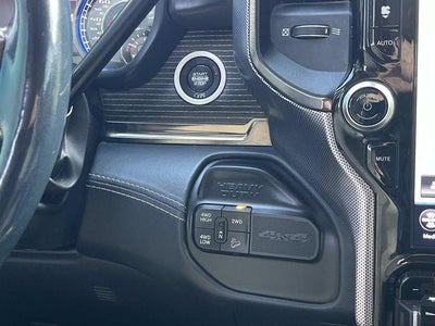 2019 RAM 2500 Limited 4x4 Crew Cab 6'4" Box
