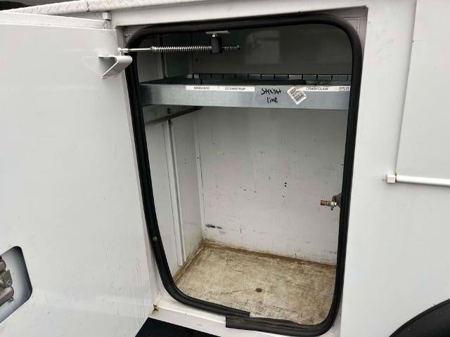 2017 RAM 5500 Chassis Cab Tradesman 4x2 Reg Cab 84" CA 168.5" WB