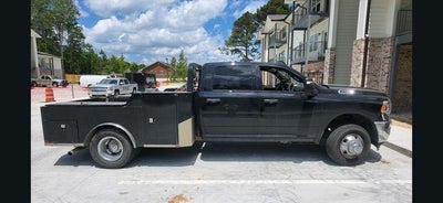 2023 RAM 3500 Chassis Cab Tradesman 4WD Crew Cab 60" CA 172.4" WB