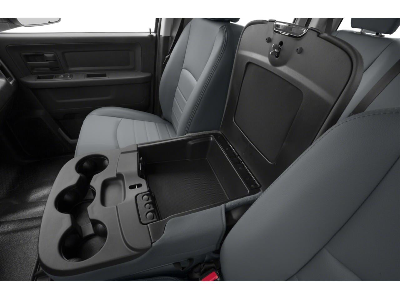 2018 RAM 3500 Chassis Cab Tradesman 4WD Crew Cab 60" CA 172.4" WB