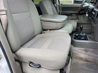 2006 Dodge Ram 3500 4WD Quad Cab 8 Ft Box DRW SLT