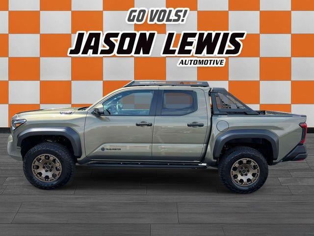 2025 Toyota Tacoma 4WD 4WD Trailhunter Hybrid Double Cab 5' Bed AT (Natl)