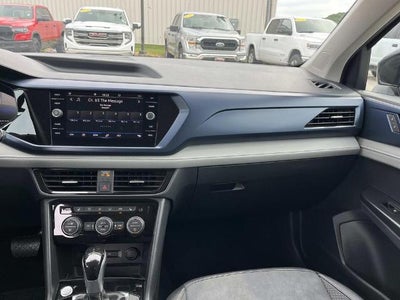 2024 Volkswagen Taos SE FWD