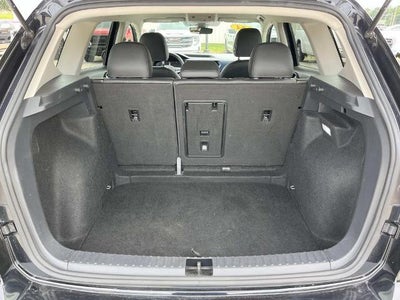 2024 Volkswagen Taos SE FWD