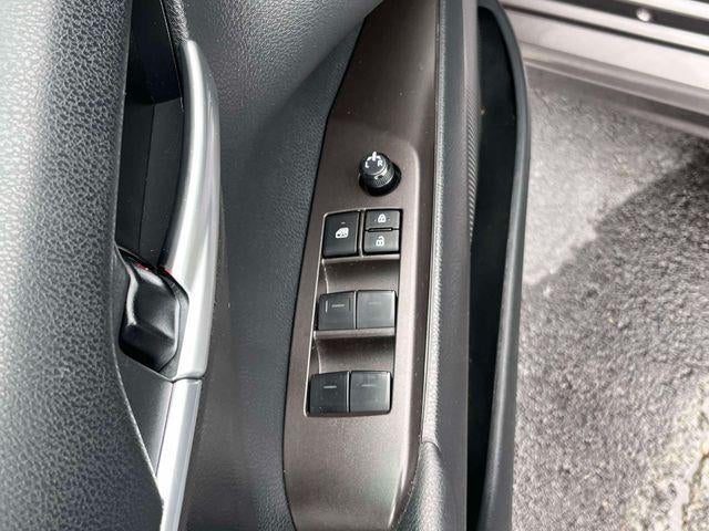 2024 Toyota Camry SE Auto (SE)