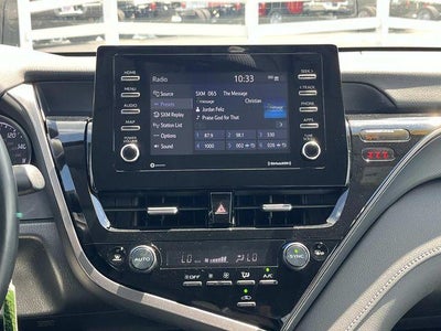 2023 Toyota Camry SE Auto (SE)