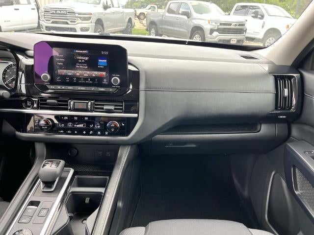 2025 Nissan Pathfinder SV 4WD