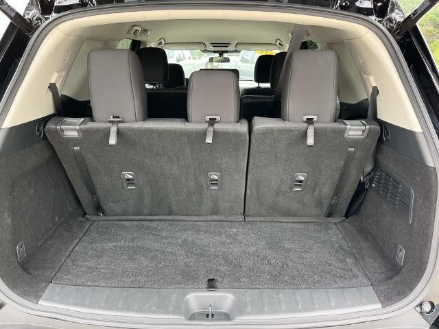 2025 Nissan Pathfinder SV 4WD