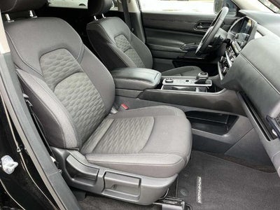 2025 Nissan Pathfinder SV 4WD