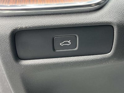 2025 Volvo V60 Cross Country B5 AWD Plus
