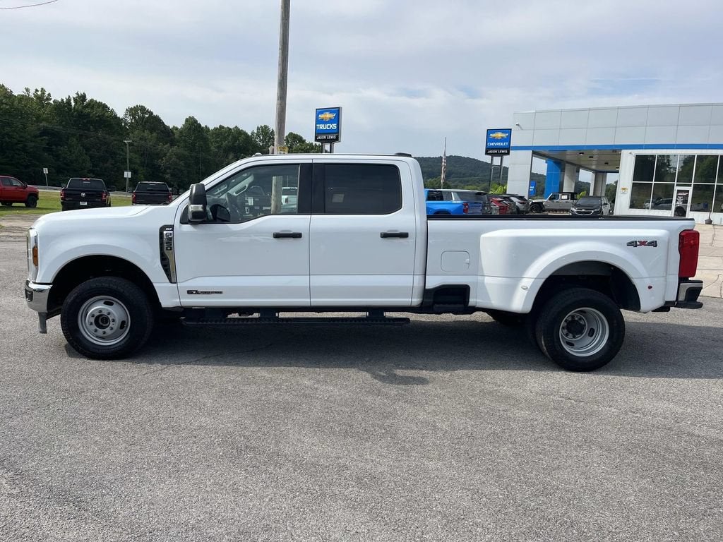 2026 Ford Super Duty F-350 DRW XL