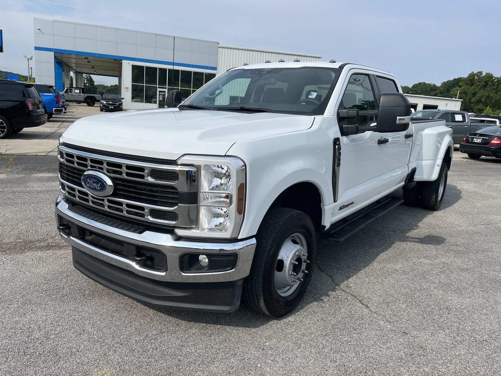 2026 Ford Super Duty F-350 DRW XL