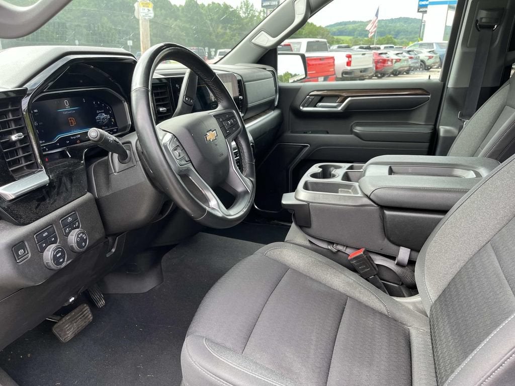 2023 Chevrolet Silverado 1500 LT (2FL)