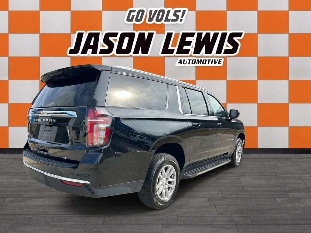2023 Chevrolet Suburban LT